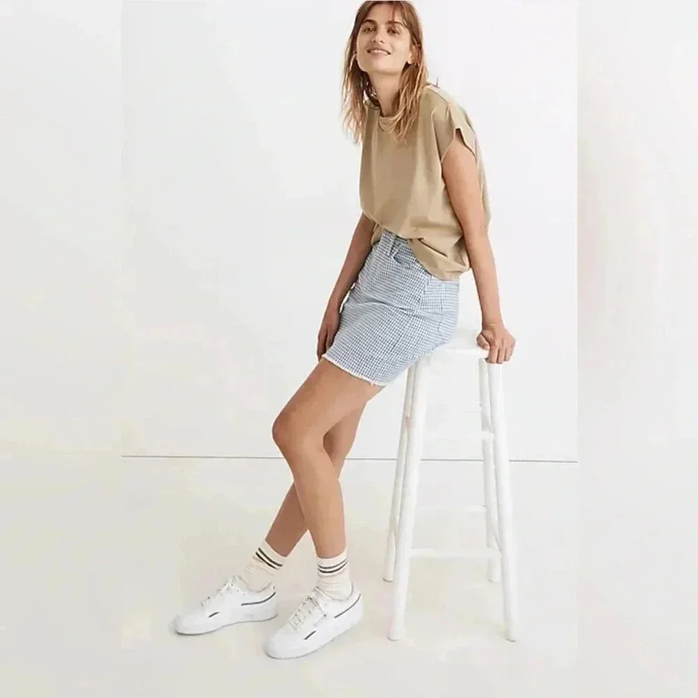 Madewell Stretch Straight Mini Skirt in Gingham: Raw-Hemmed Edition - Picture 3 of 8